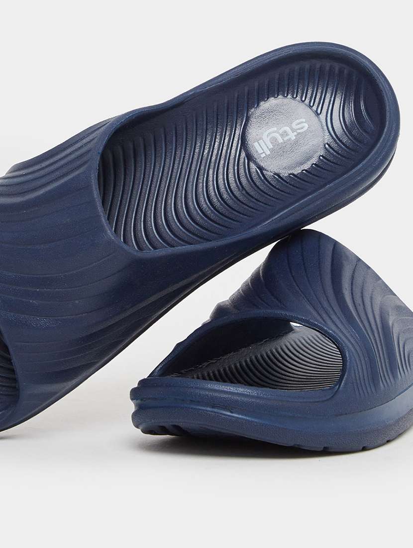 men solid slip on slider - 22174759 -  Standard Image - 4