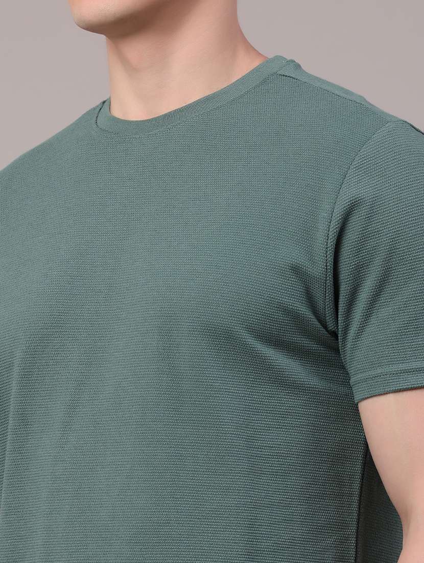men solid round neck t-shirt - 22174980 -  Standard Image - 1