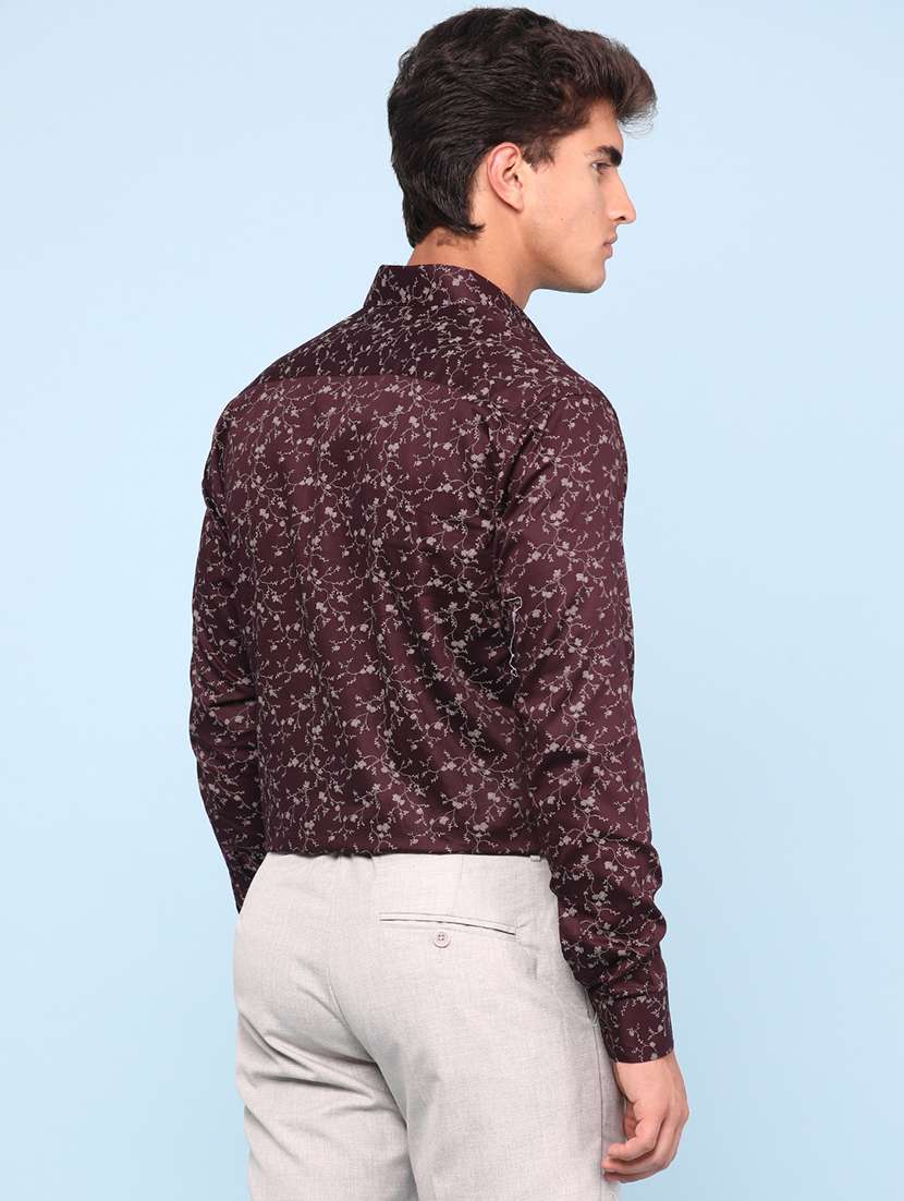men maroon cotton casual shirt - 22175068 -  Standard Image - 4