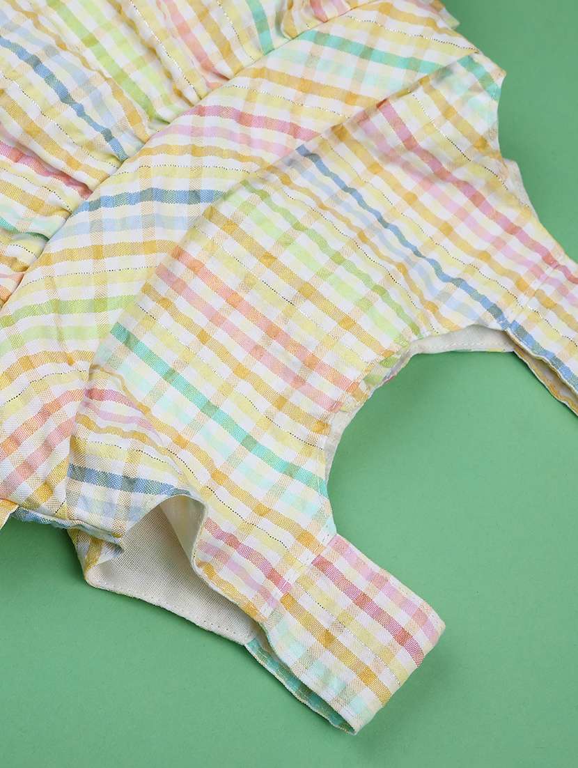 girls checkered sleeveless frock with hairband - 22175302 -  Standard Image - 4