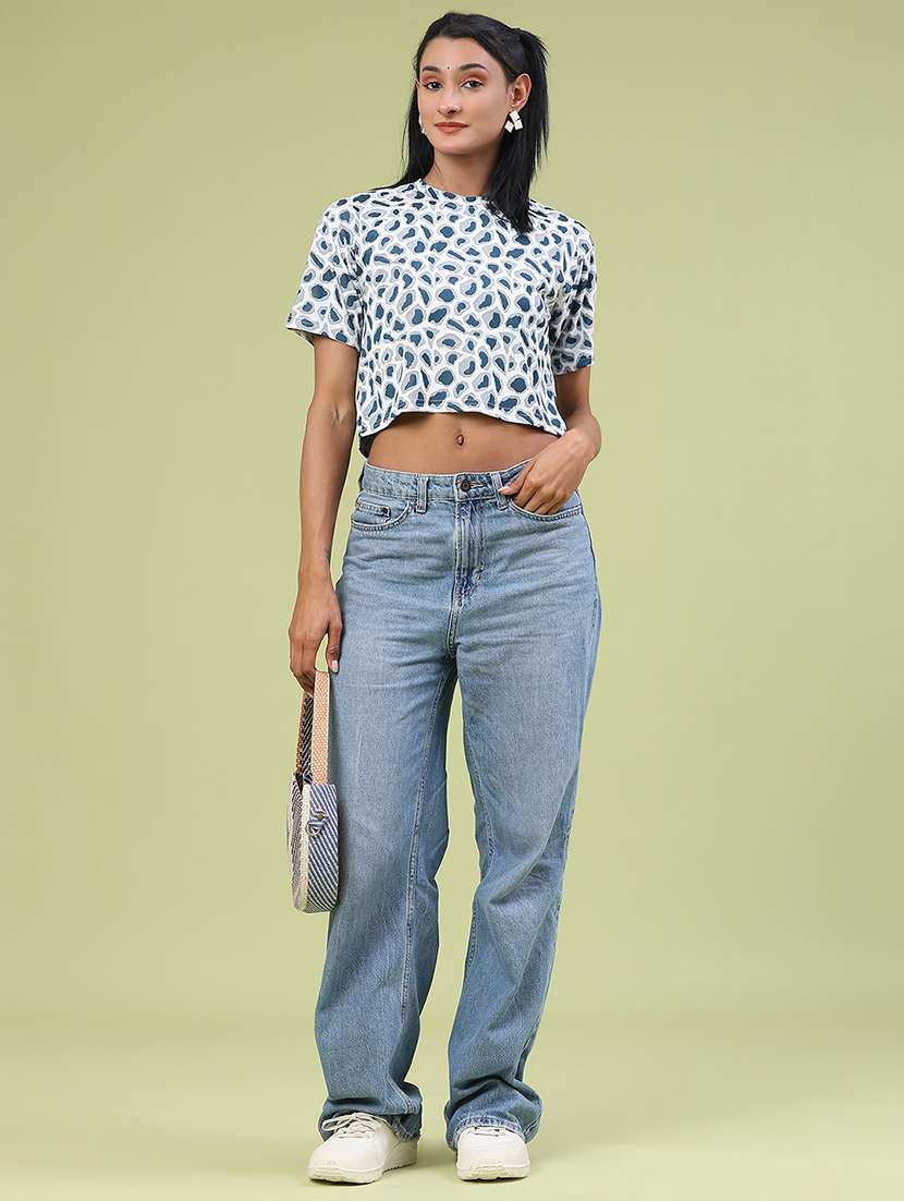 women printed short sleeve crop t-shirt - 22175454 -  Standard Image - 4