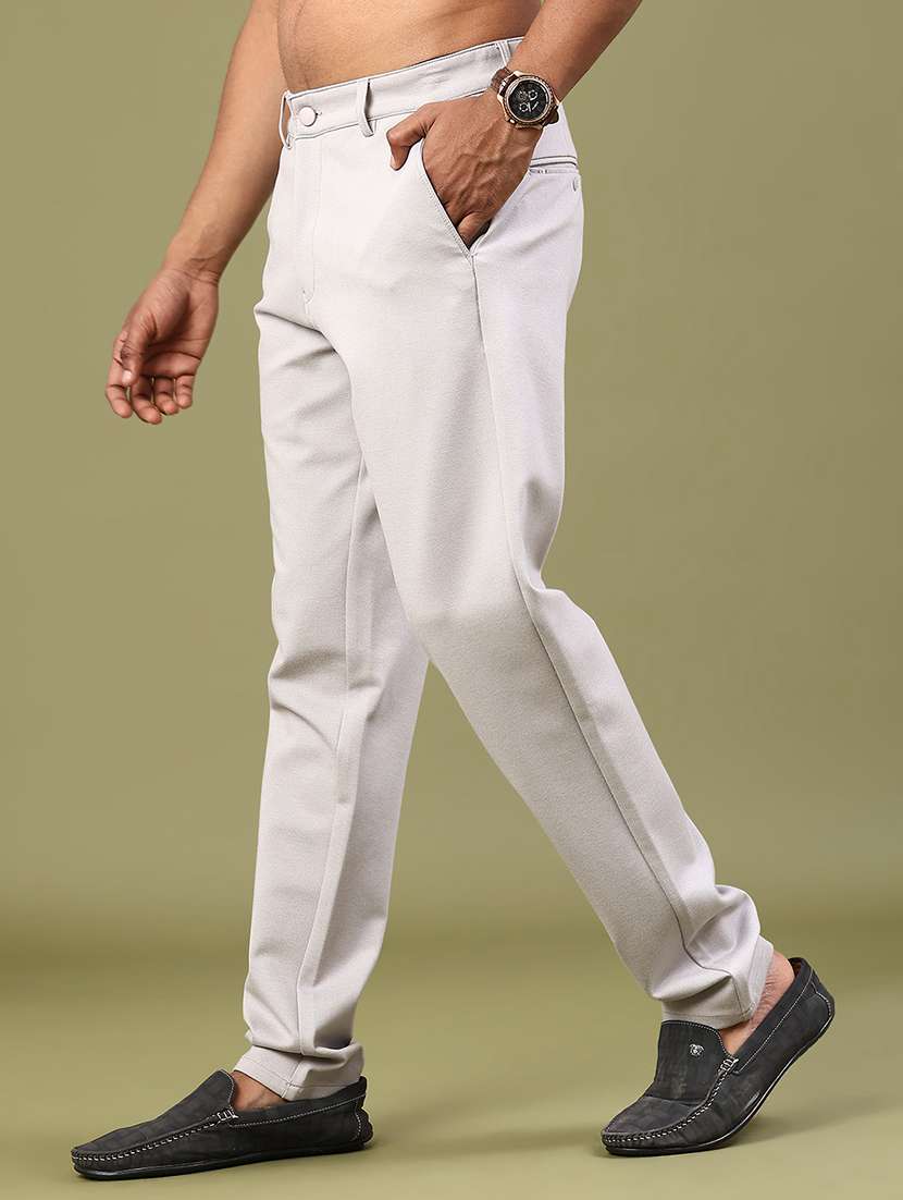 men solid mid rise chinos casual trouser