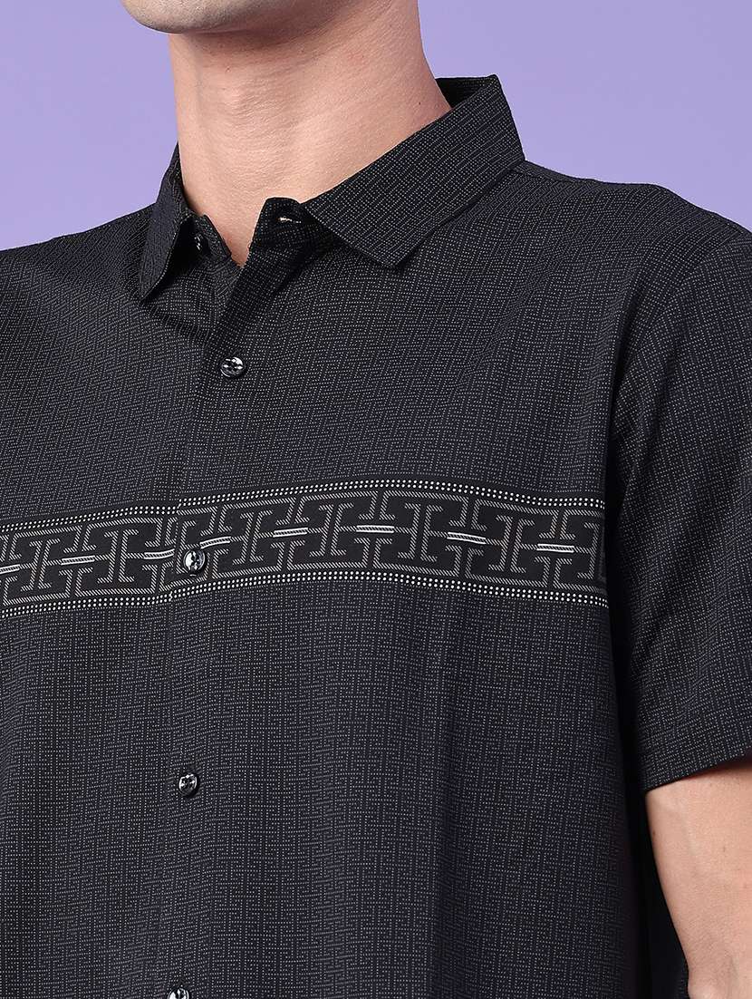 Men Printed Short Sleeves Casual Shirt - 22176215 -  Standard Image - 1