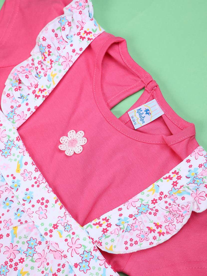 girl pink cotton frock - 22176471 -  Standard Image - 4