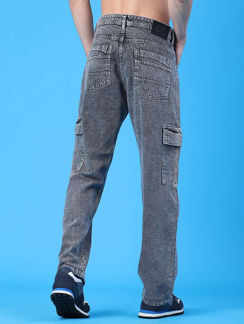 men solid mid rise regular fit cargo  - 22176482 -  Standard Image - 4