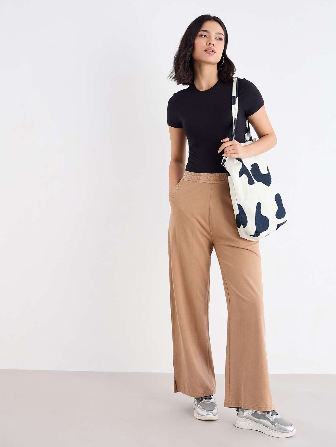 women solid mid rise track pant - 22176734 -  Standard Image - 4