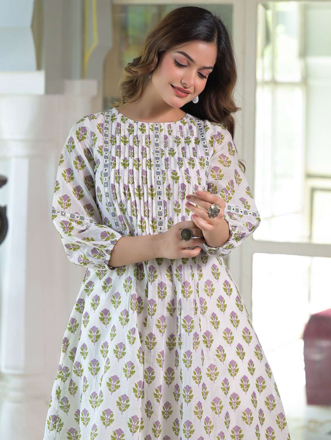 women floral printed three quarter sleeve kurta palazzo set - 22177052 -  Standard Image - 4