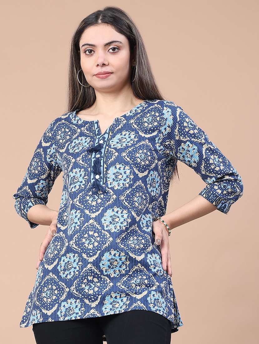 women printed three quarter sleeve straight kurti