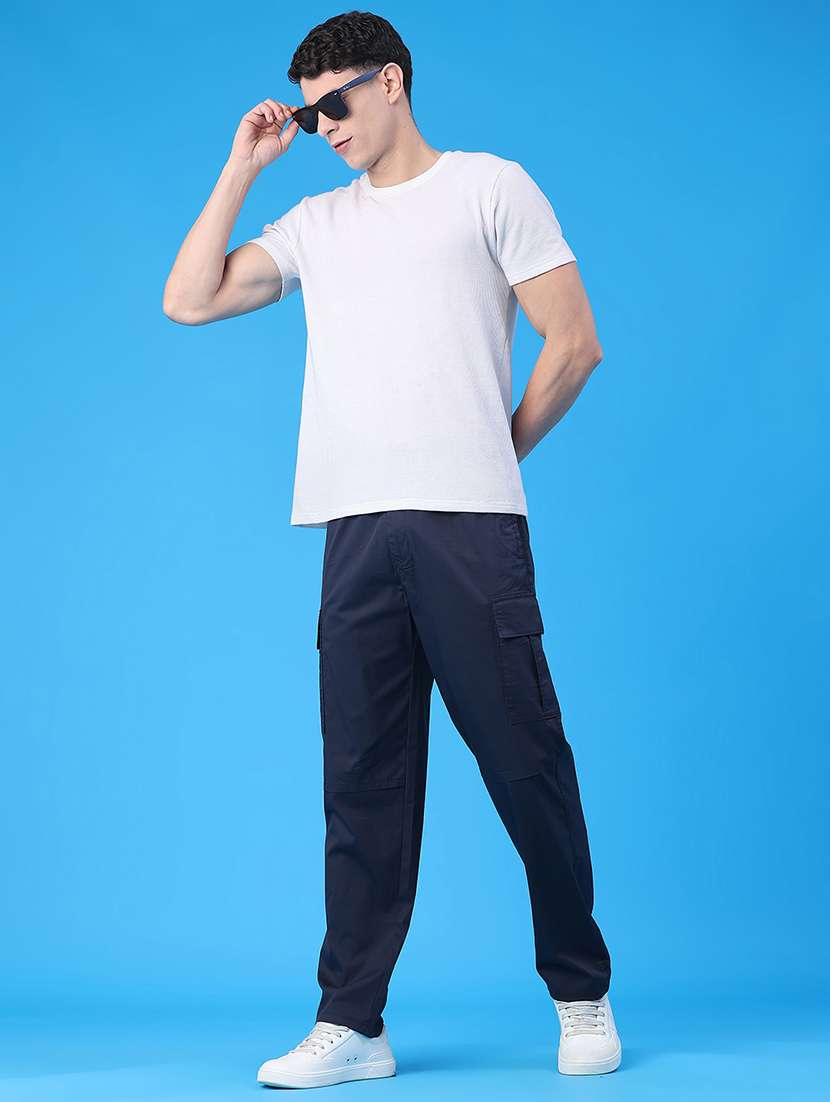 men solid mid rise regular fit cargo - 22178177 -  Standard Image - 4