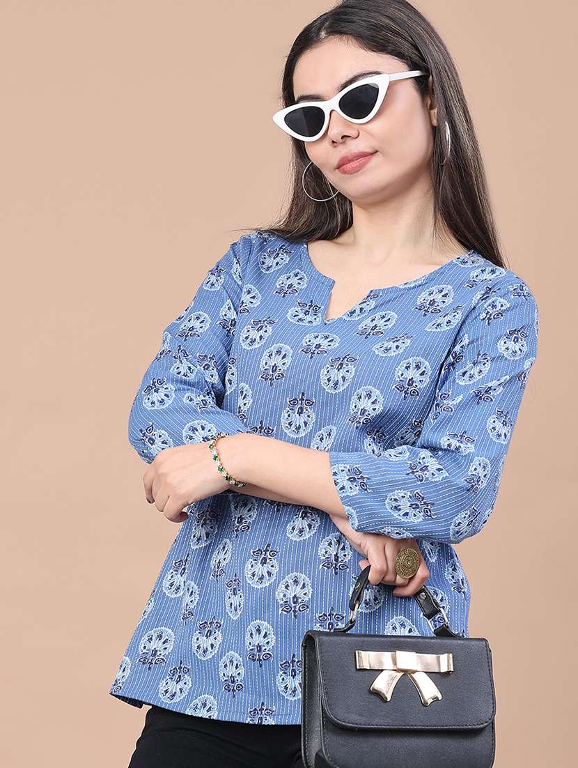 women printed three quarter sleeve straight kurti