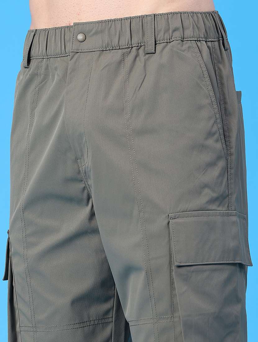 men solid mid rise regular fit cargo - 22178213 -  Standard Image - 4