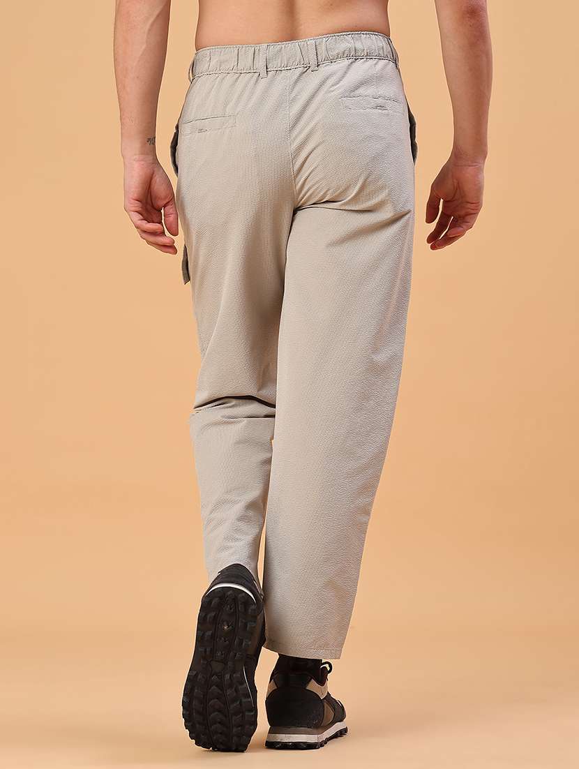 men solid mid rise regular fit cargo - 22178222 -  Standard Image - 4