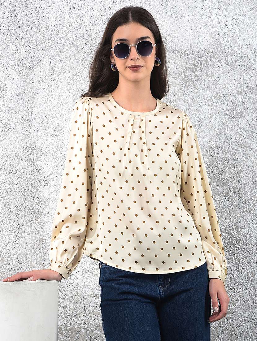women polka doted puff sleeve regular top