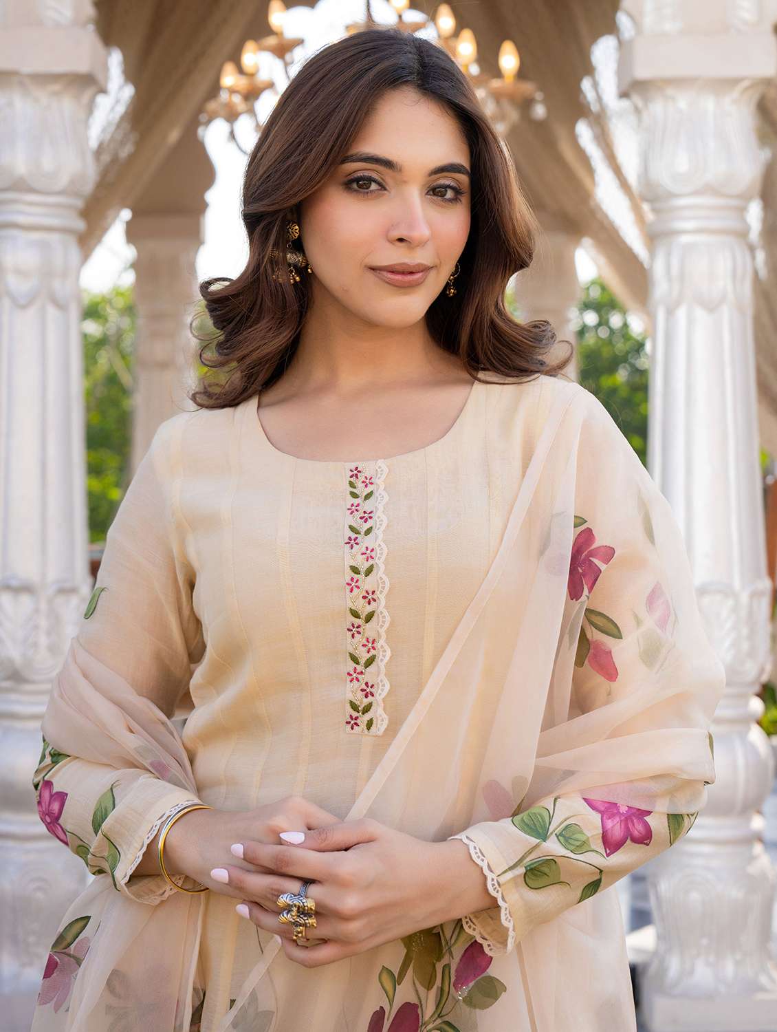 women embroidered long sleeve kurta pant with dupatta set - 22178468 -  Standard Image - 4