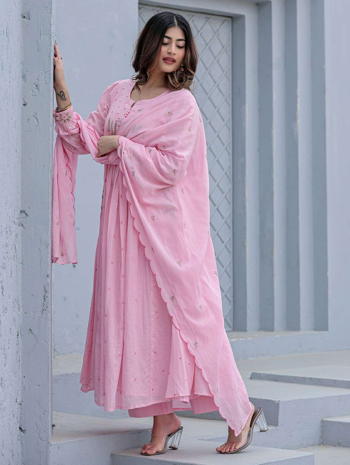 women embroidered puff sleeve kurta pant with dupatta set - 22178475 -  Standard Image - 1