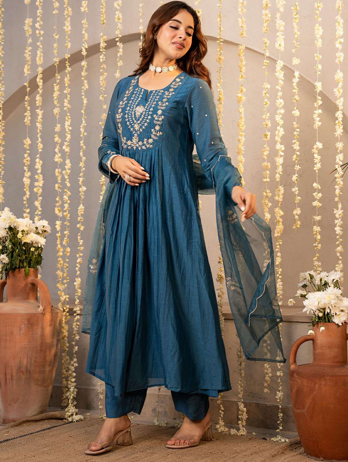 women embroidered long sleeve kurta pant with dupatta set - 22178497 -  Standard Image - 1