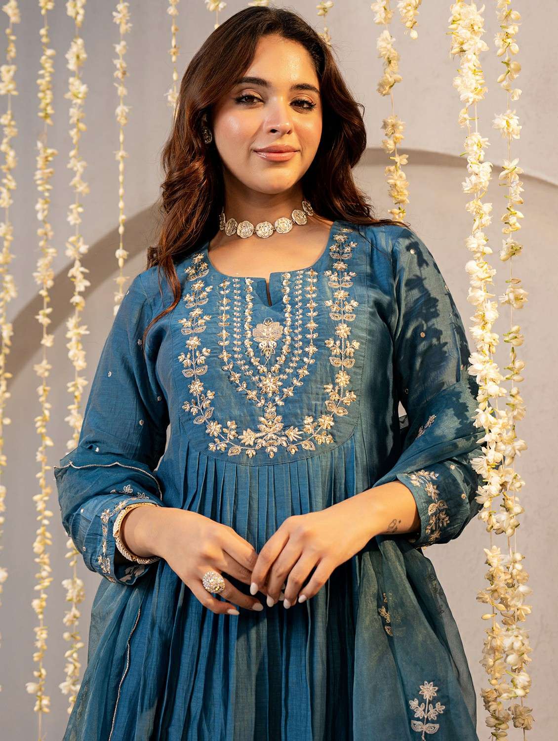 women embroidered long sleeve kurta pant with dupatta set - 22178497 -  Standard Image - 4
