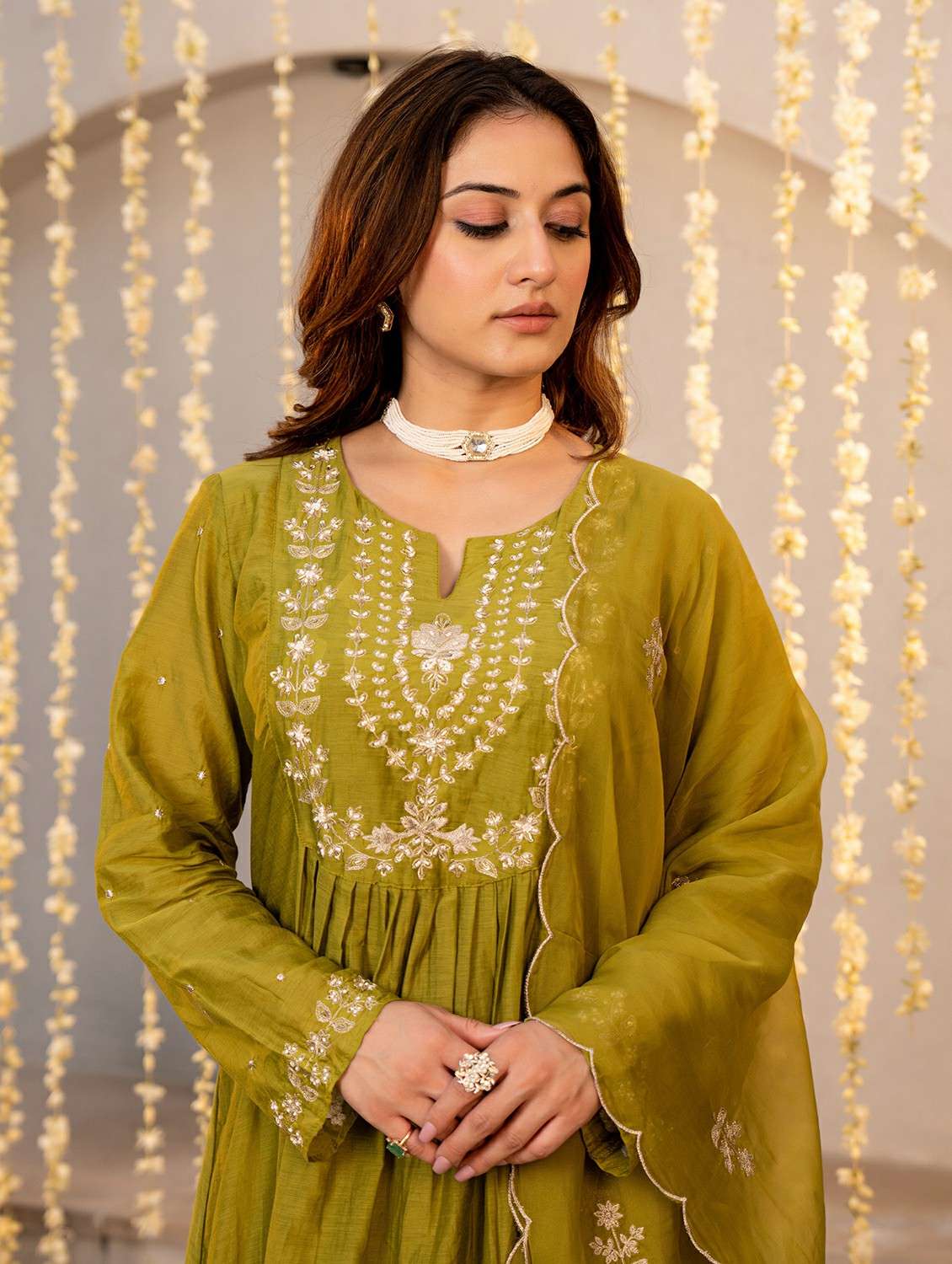 women embroidered long sleeve kurta pant with dupatta set - 22178498 -  Standard Image - 4