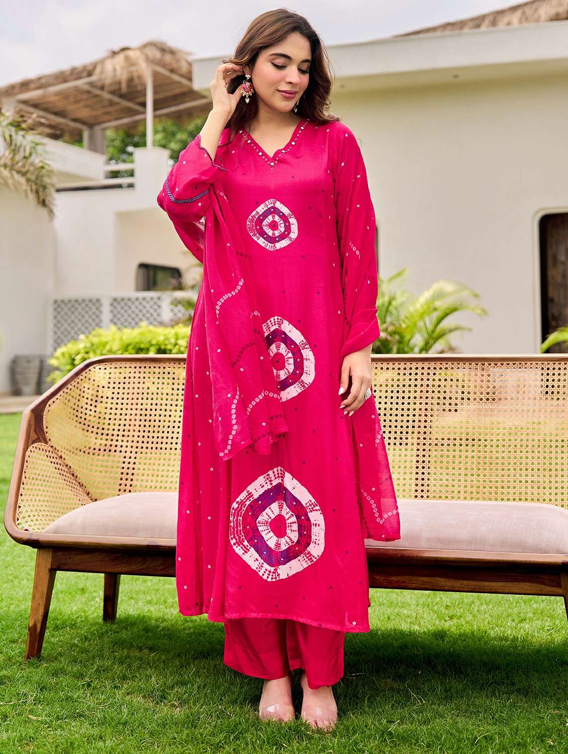 women embroidered long sleeve kurta pant with dupatta set - 22178505 -  Standard Image - 4
