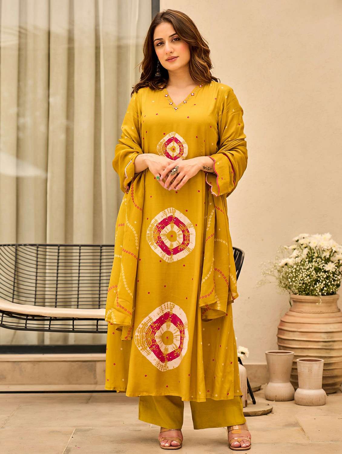 women embroidered long sleeve kurta pant with dupatta set - 22178507 -  Standard Image - 1