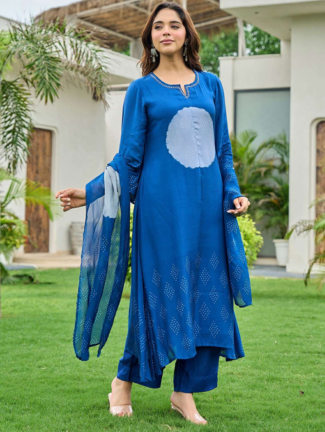 women embroidered long sleeve kurta pant with dupatta set - 22178513 -  Standard Image - 1
