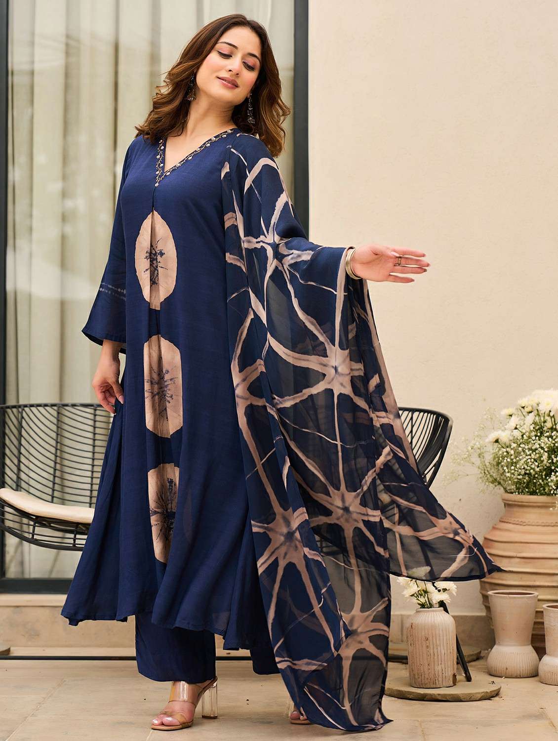 women embroidered long sleeve kurta pant with dupatta set - 22178516 -  Standard Image - 1