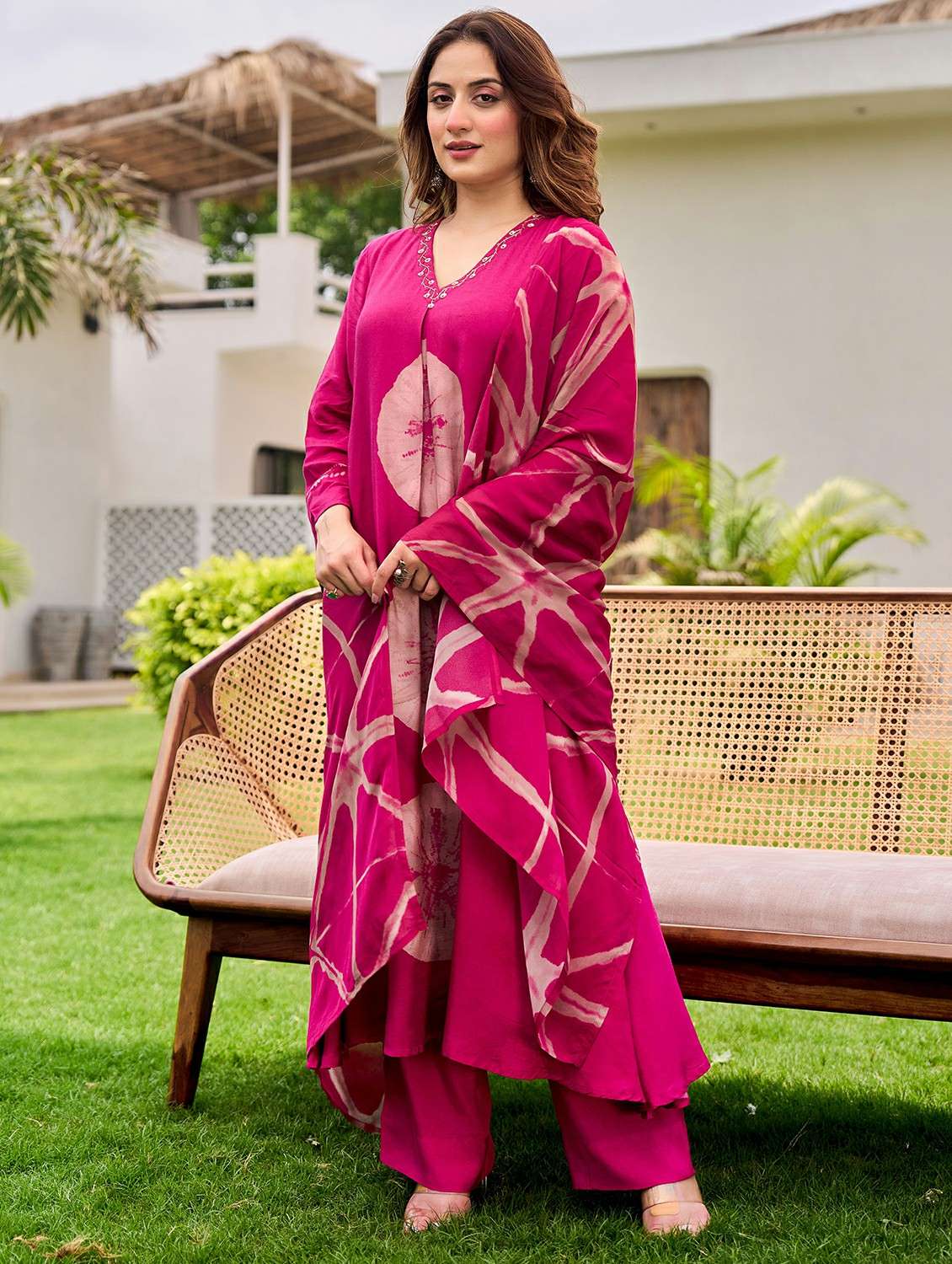 women embroidered long sleeve kurta pant with dupatta set - 22178517 -  Standard Image - 4