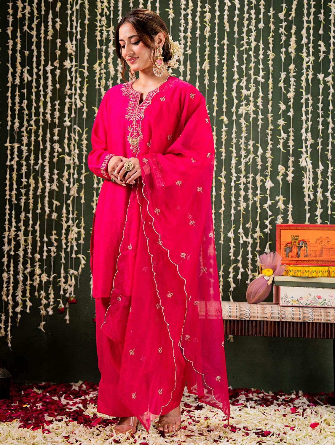 women embroidered long sleeve kurta pant with dupatta set - 22178522 -  Standard Image - 4