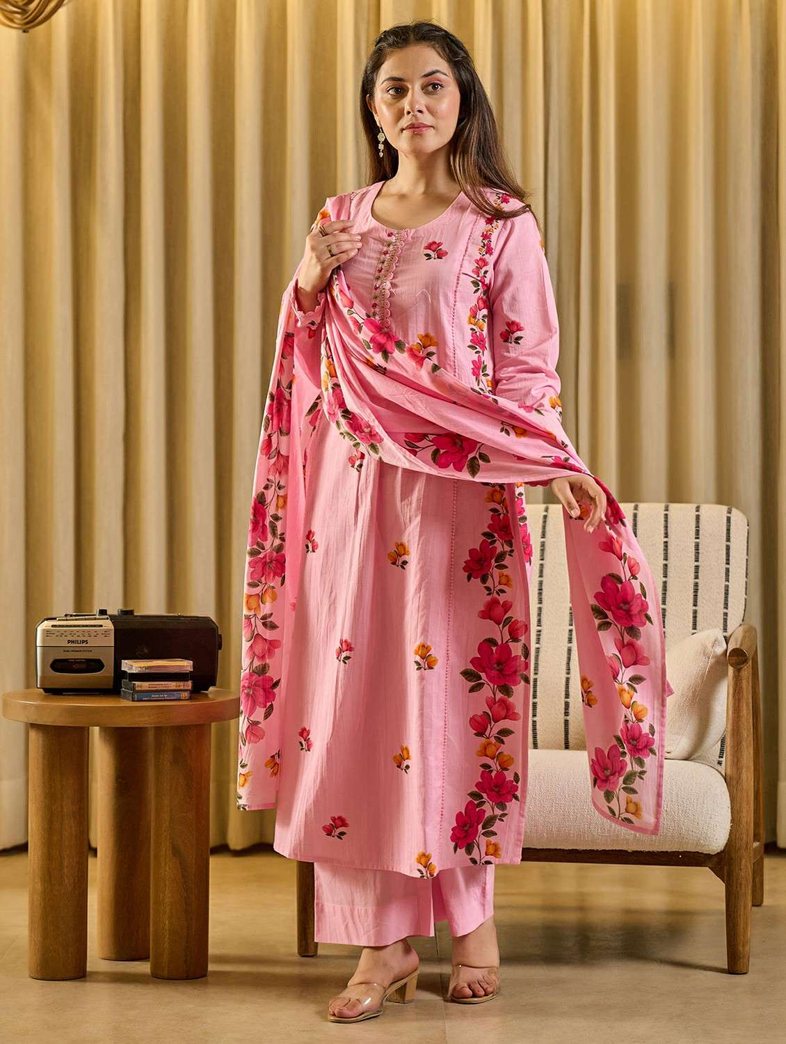 women floral long sleeve kurta pant with dupatta set - 22178526 -  Standard Image - 1