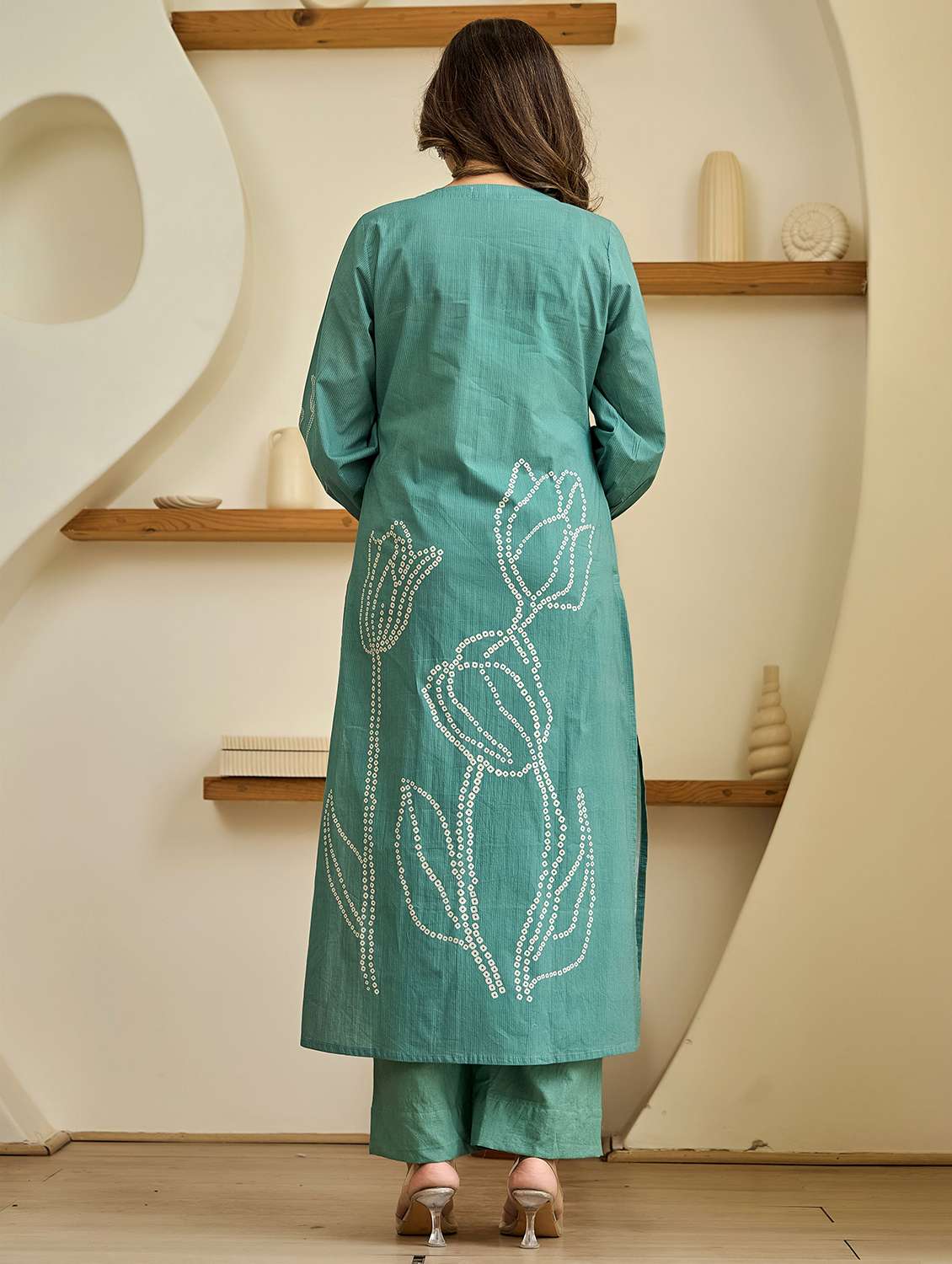 women printed three quarter sleeve kurta pant with dupatta set - 22178550 -  Standard Image - 4