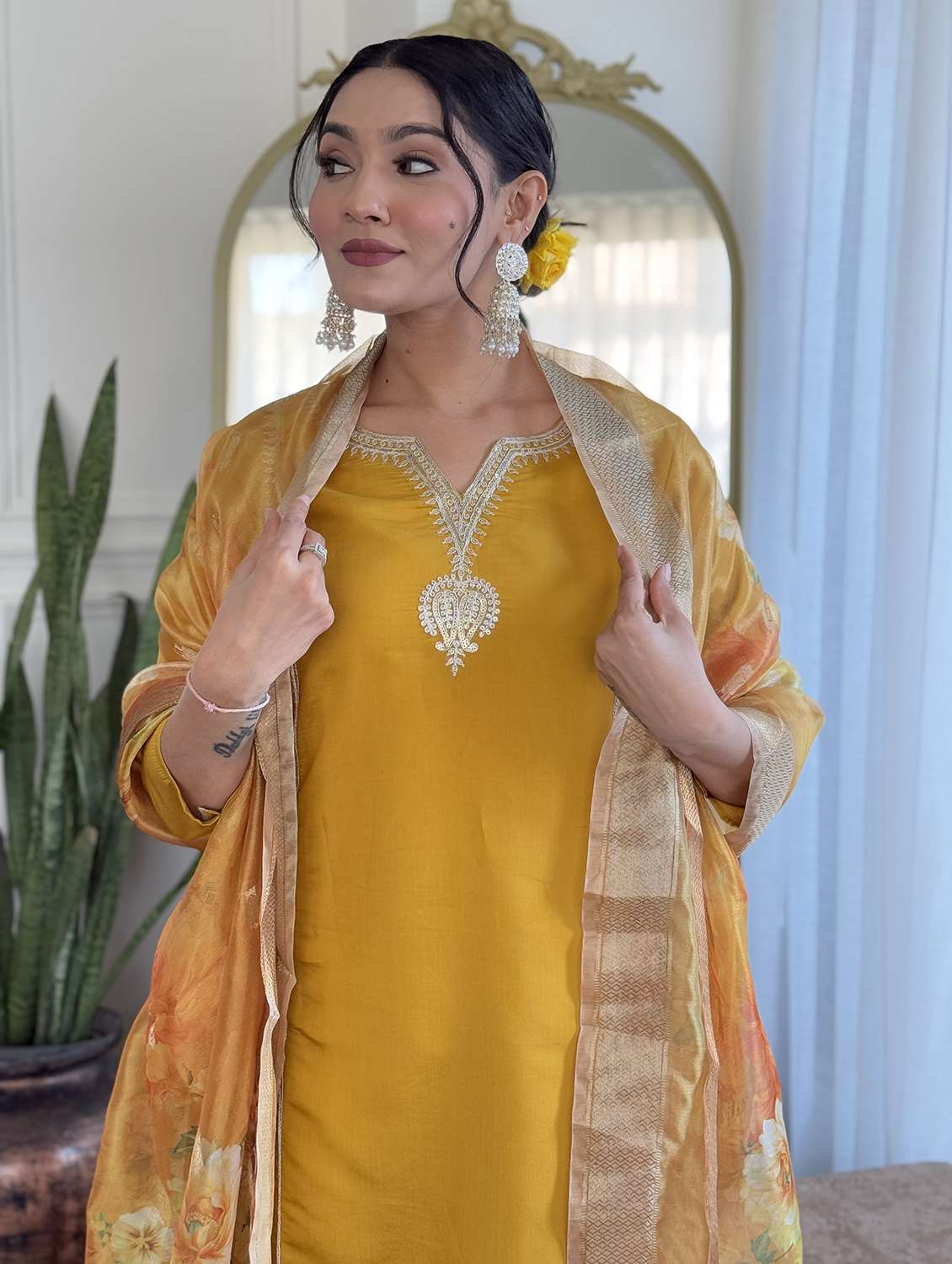 women embroidered three quarter sleeve kurta pant with dupatta set - 22178758 -  Standard Image - 4