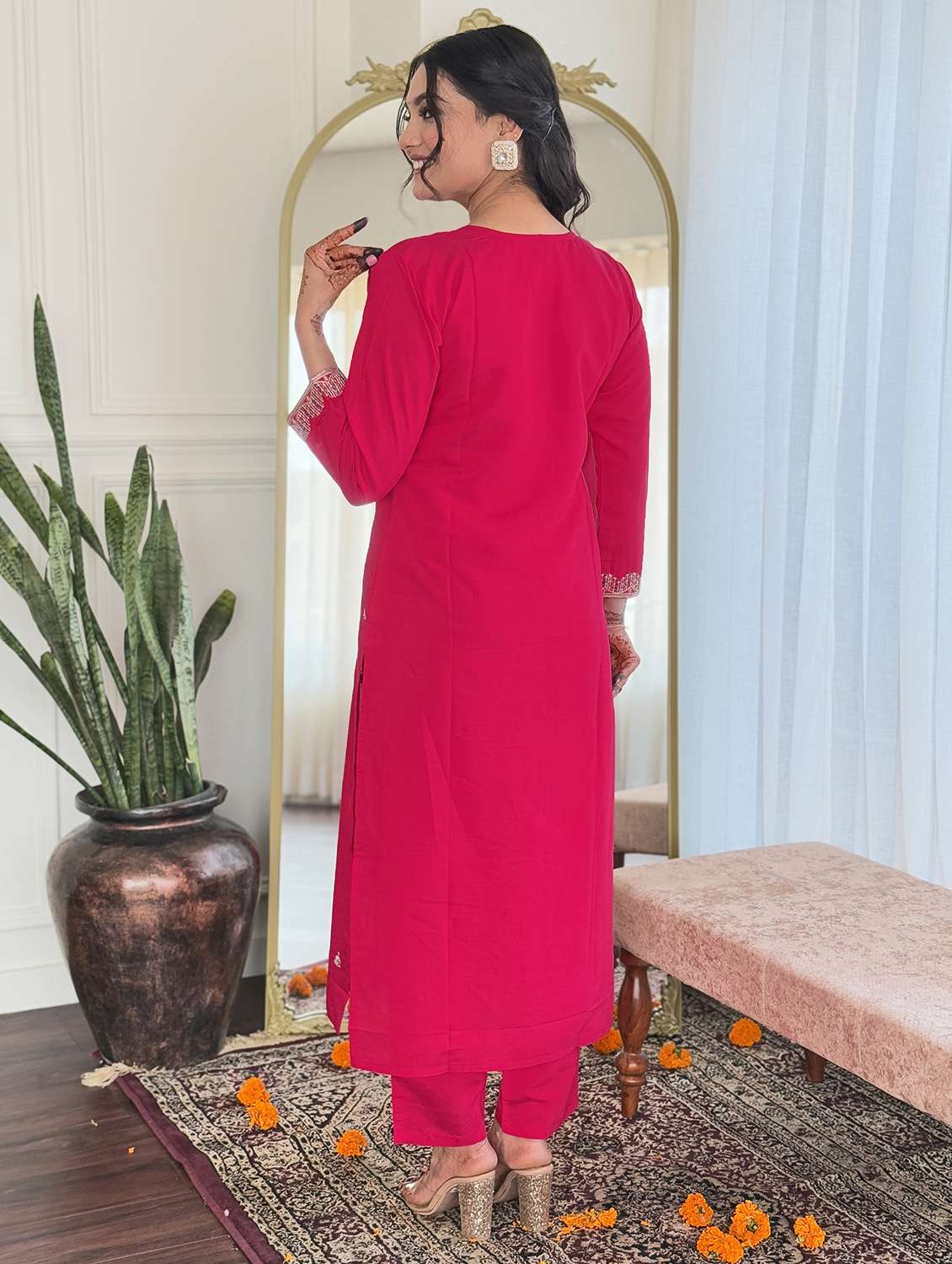 women three quarter sleeve kurta and pant with dupatta  - 22178917 -  Standard Image - 4