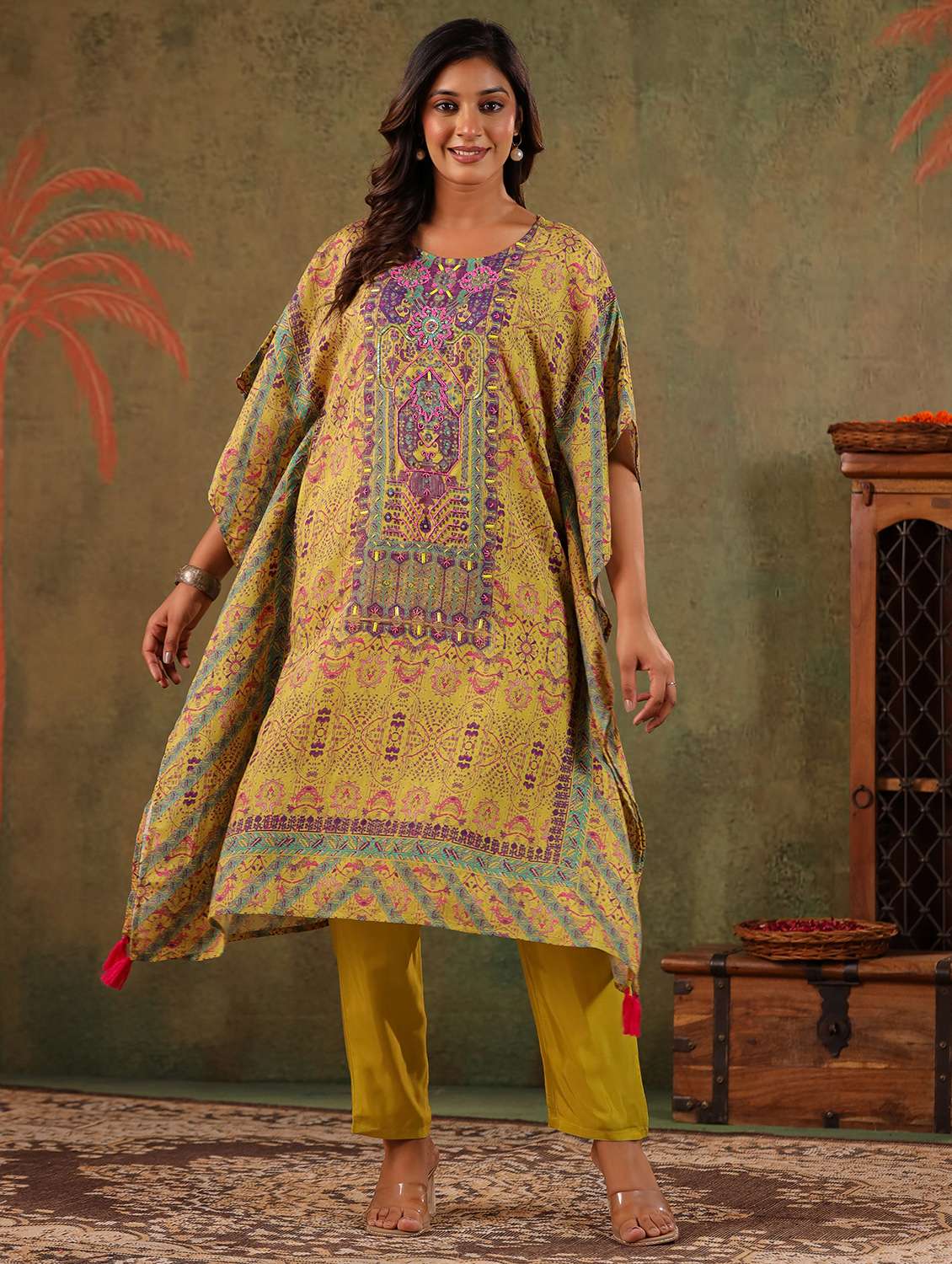 women printed kimono sleeve kaftan kurta with pant set