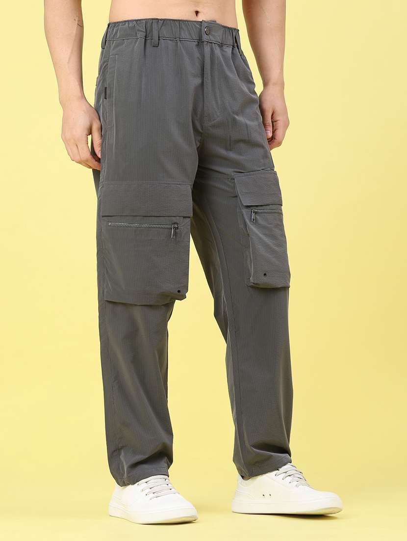 men solid mid rise regular fit cargo  - 22179569 -  Standard Image - 1