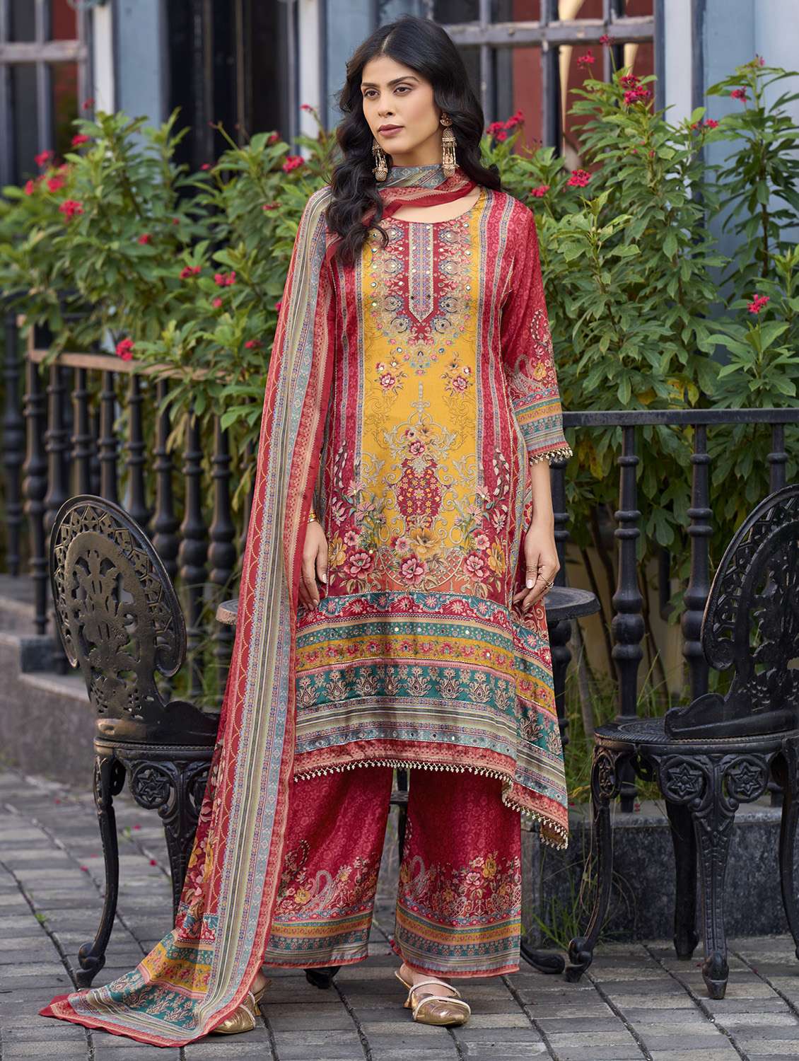 women printed three quarter sleeve kurta palazzo with dupatta set - 22179935 -  Standard Image - 1