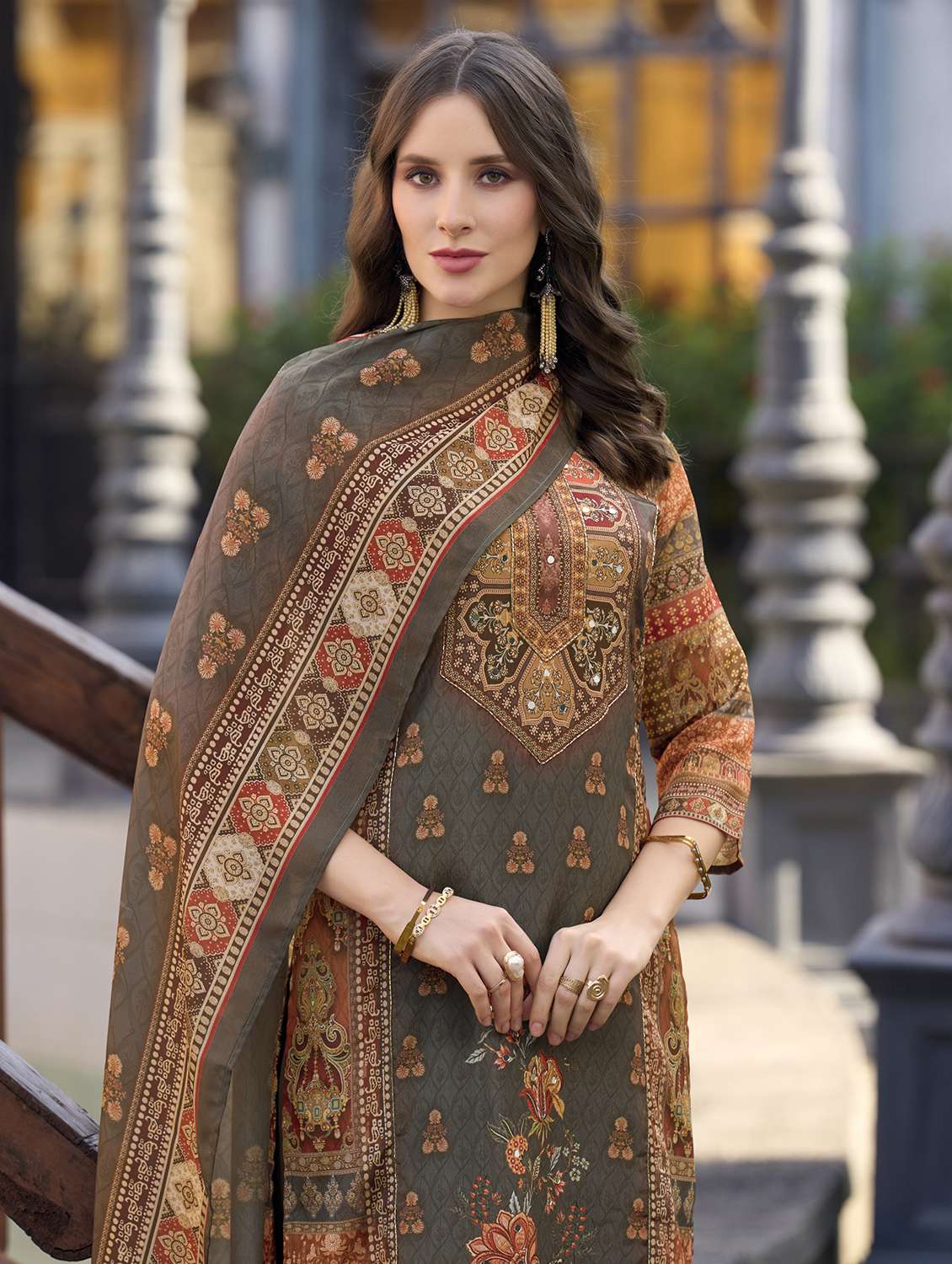 women printed three quarter sleeve kurta palazzo with dupatta set - 22179940 -  Standard Image - 4