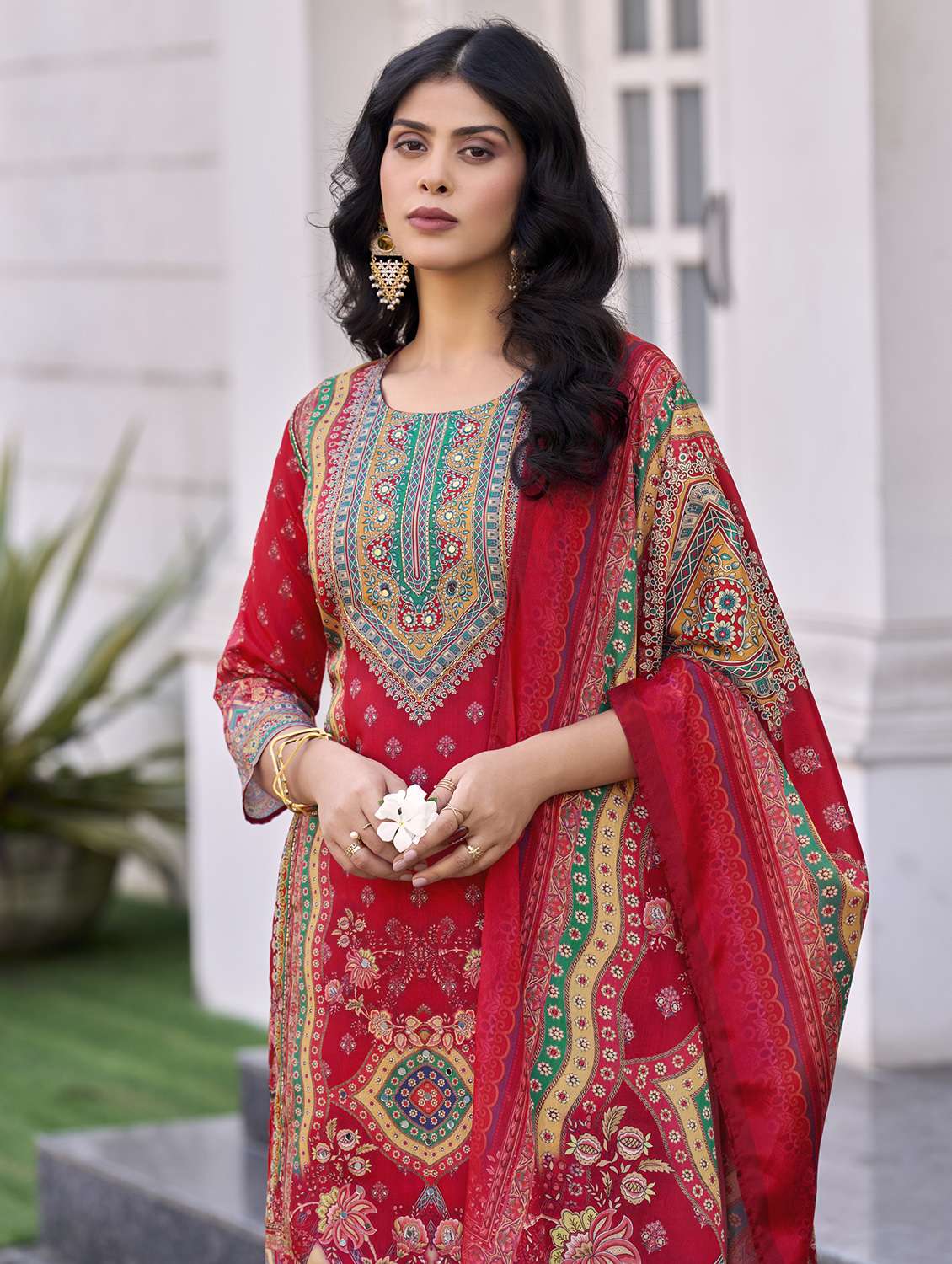 women printed three quarter sleeve kurta palazzo with dupatta set - 22179941 -  Standard Image - 4