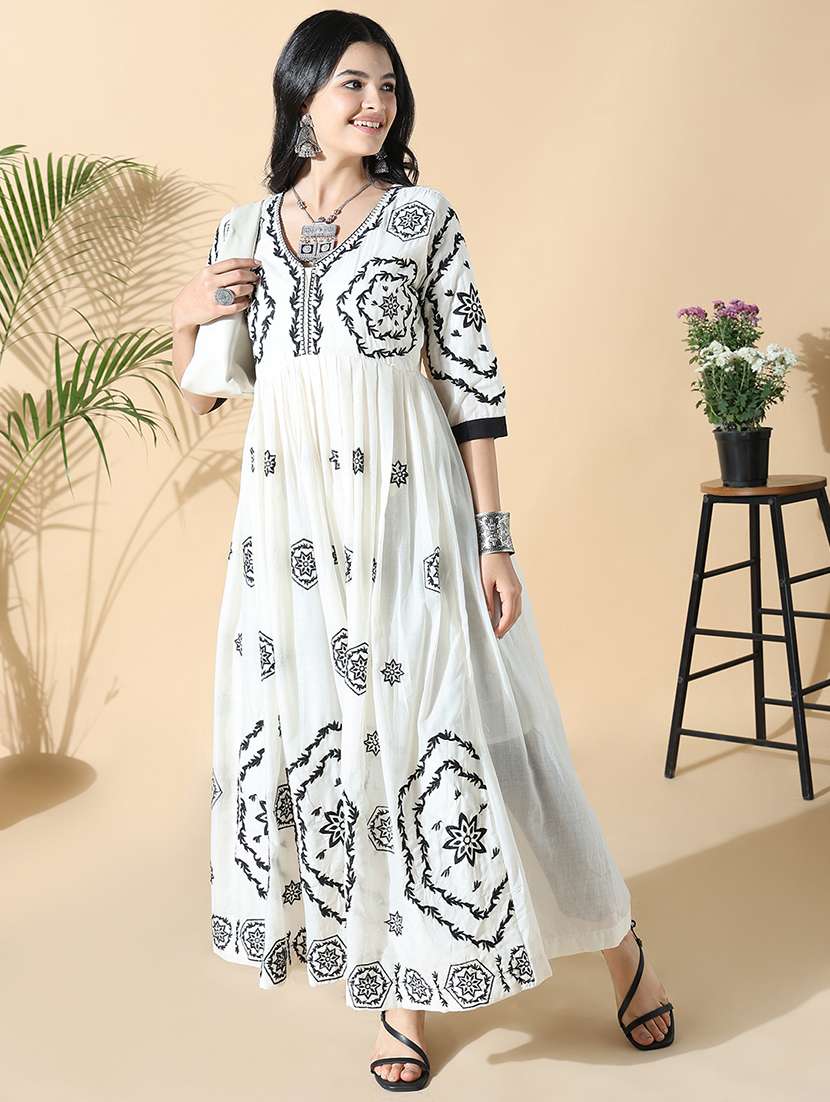 women solid with work three quarter anarkali kurta - 22180025 -  Standard Image - 1