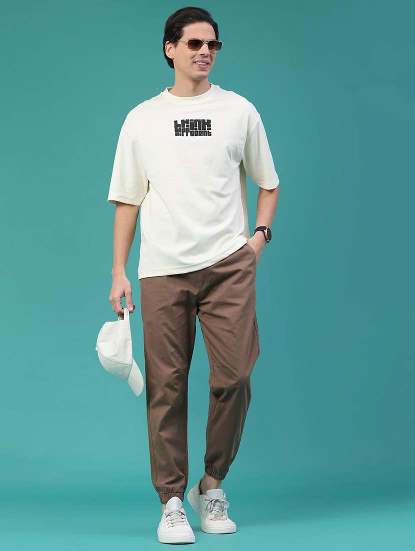 men solid mid rise regular fit jogger - 22180282 -  Standard Image - 4