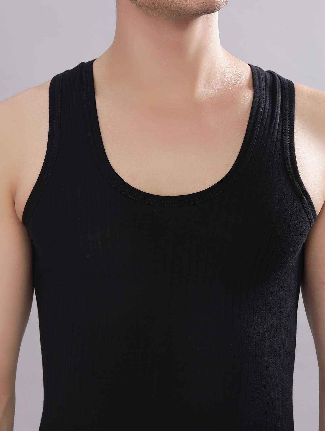 men pack of 3 solid sleeveless vest - 22180939 -  Standard Image - 4