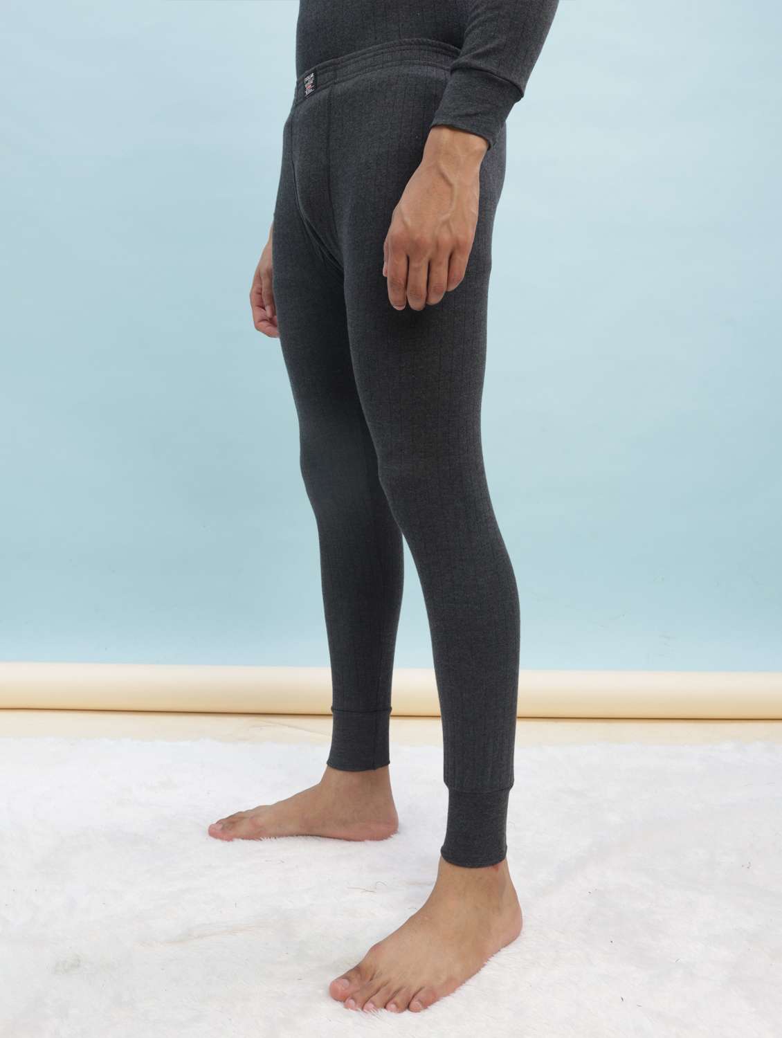 men solid mid rise thermal bottom - 22181153 -  Standard Image - 1