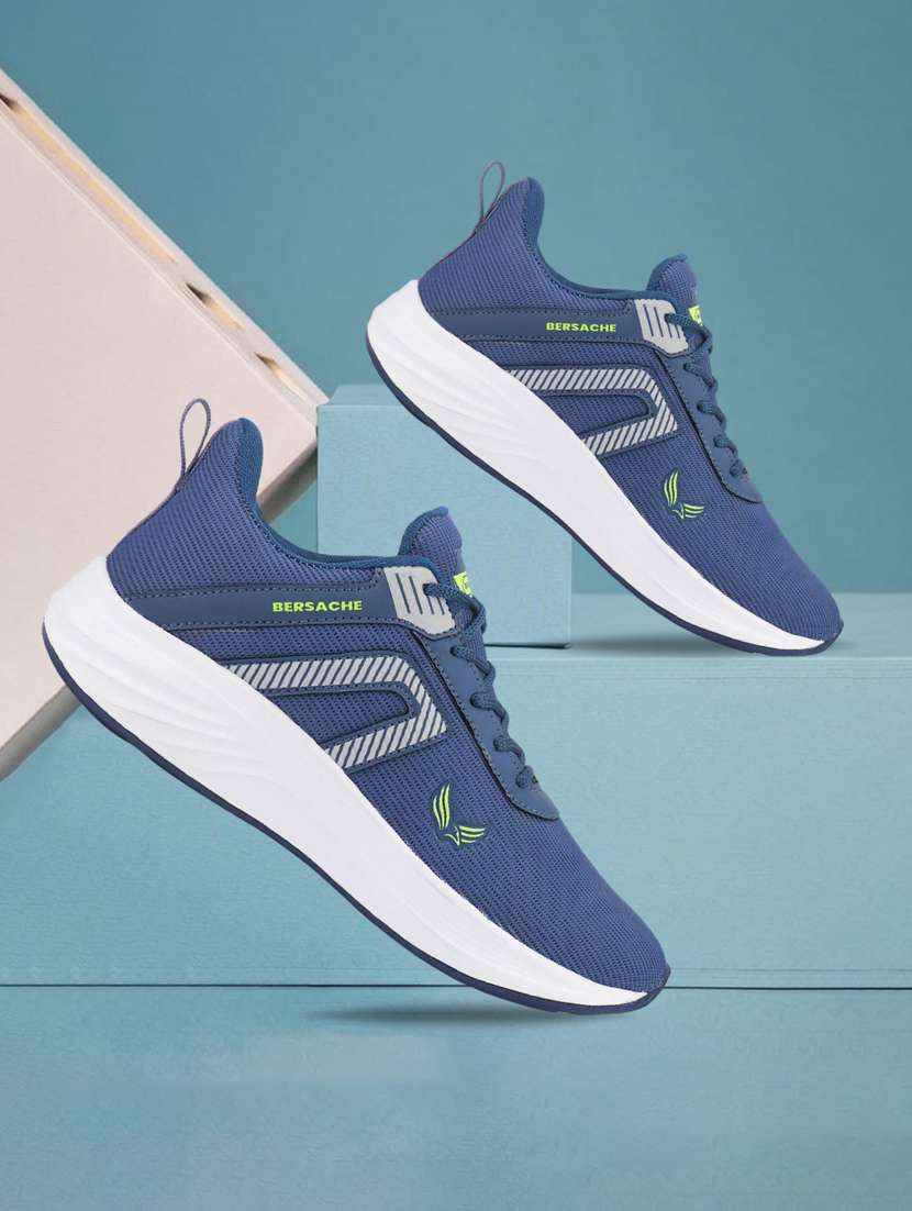 men solid lace up sport shoe