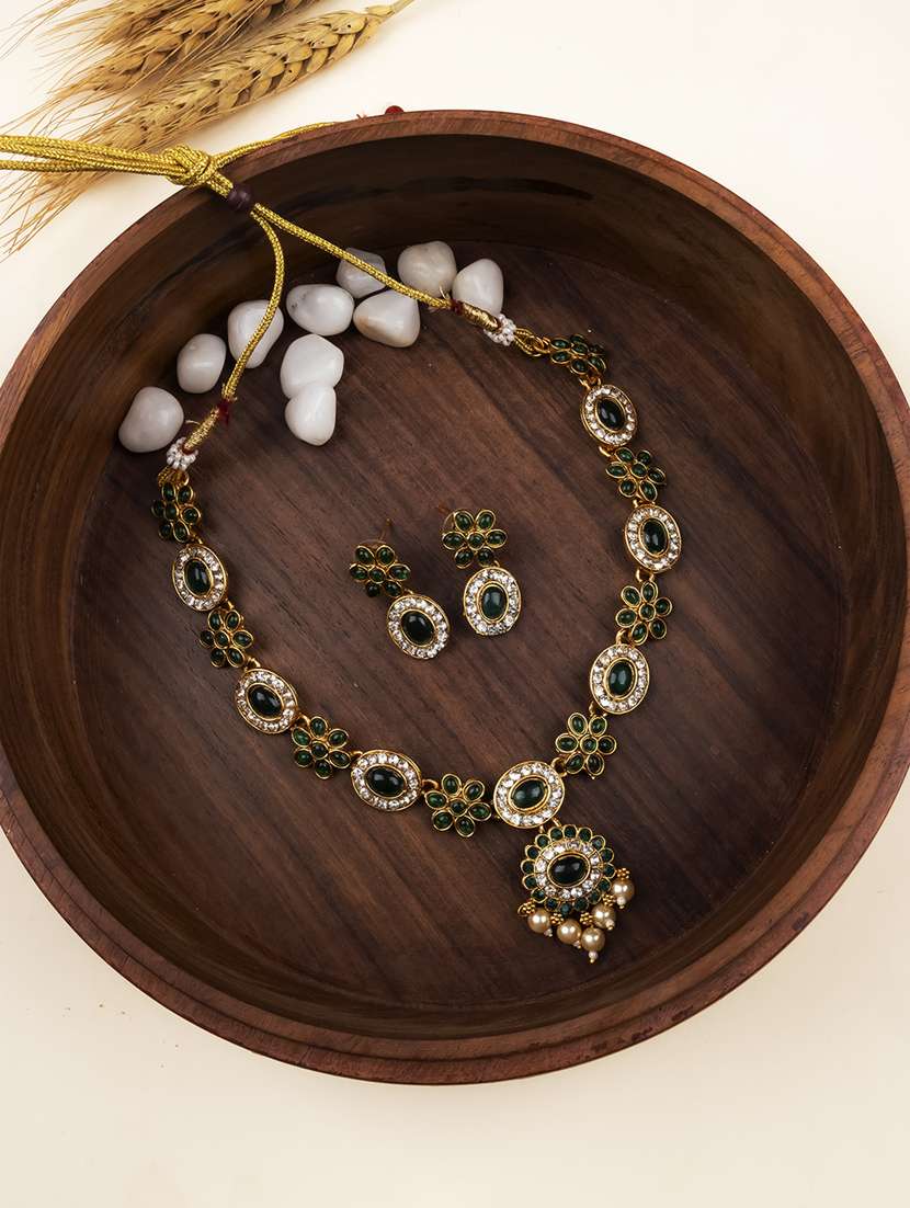 women green flower necklace set