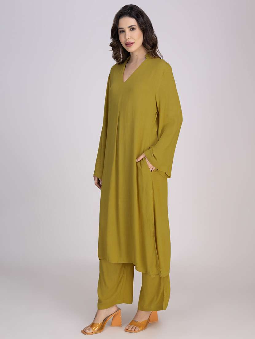 women solid bell sleeve a-line kurta - 22181383 -  Standard Image - 1