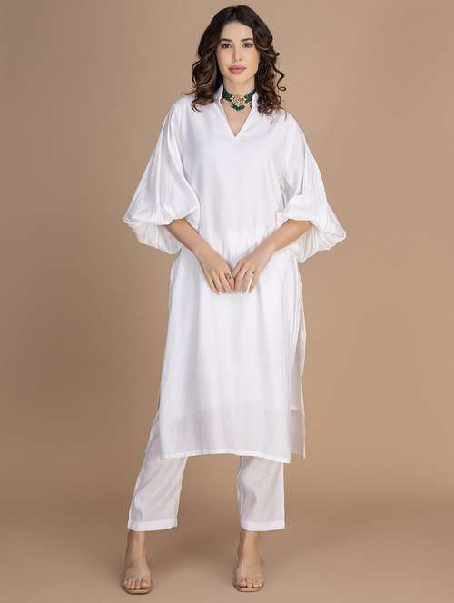 women solid bishop sleeve straight kurta - 22181389 -  Standard Image - 0