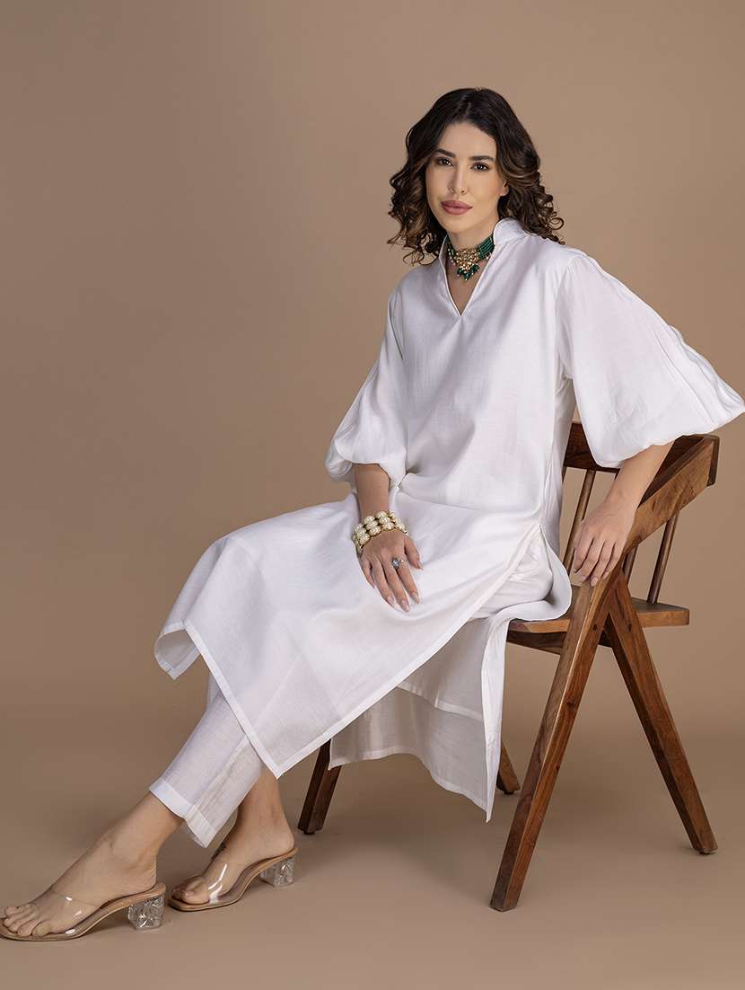 women solid bishop sleeve straight kurta - 22181389 -  Standard Image - 1