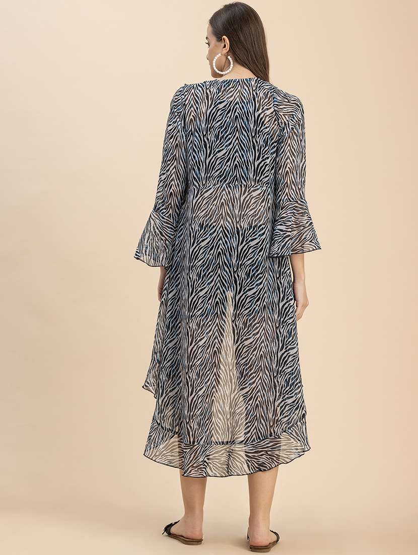 women printed bell sleeve asymmetric shrug - 22181488 -  Standard Image - 4