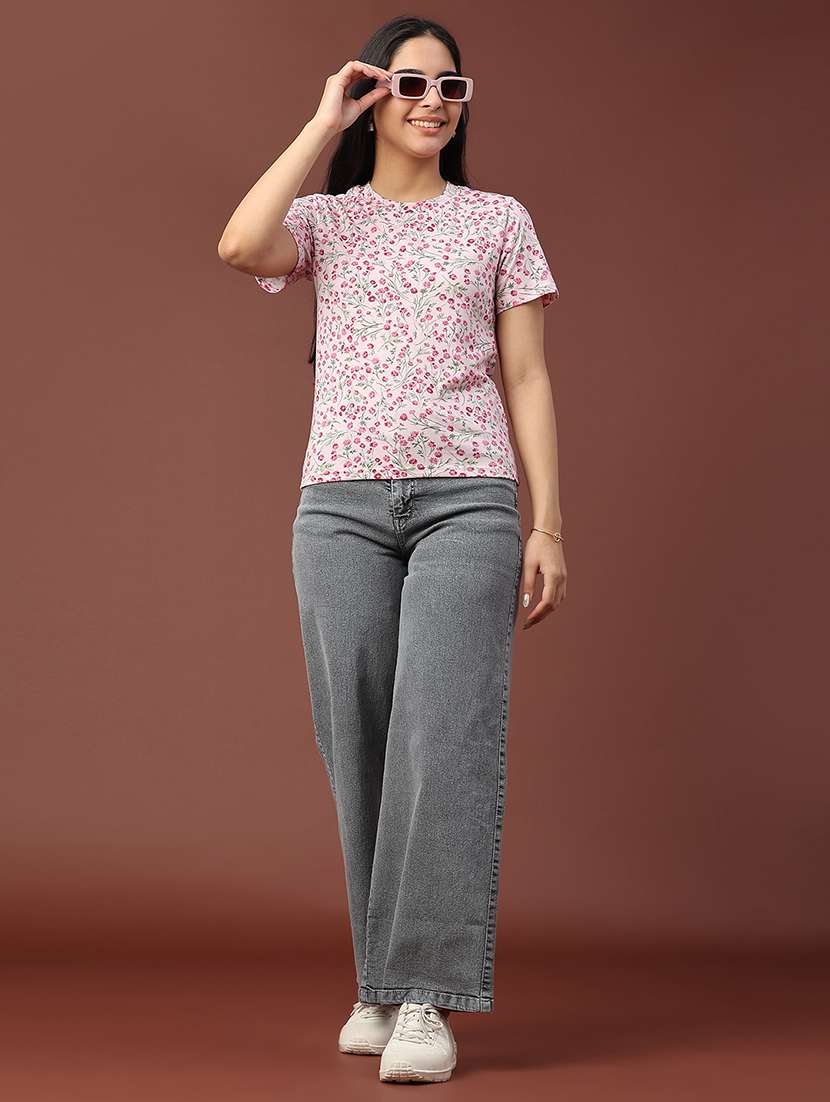 women printed short sleeve t-shirt - 22181654 -  Standard Image - 4