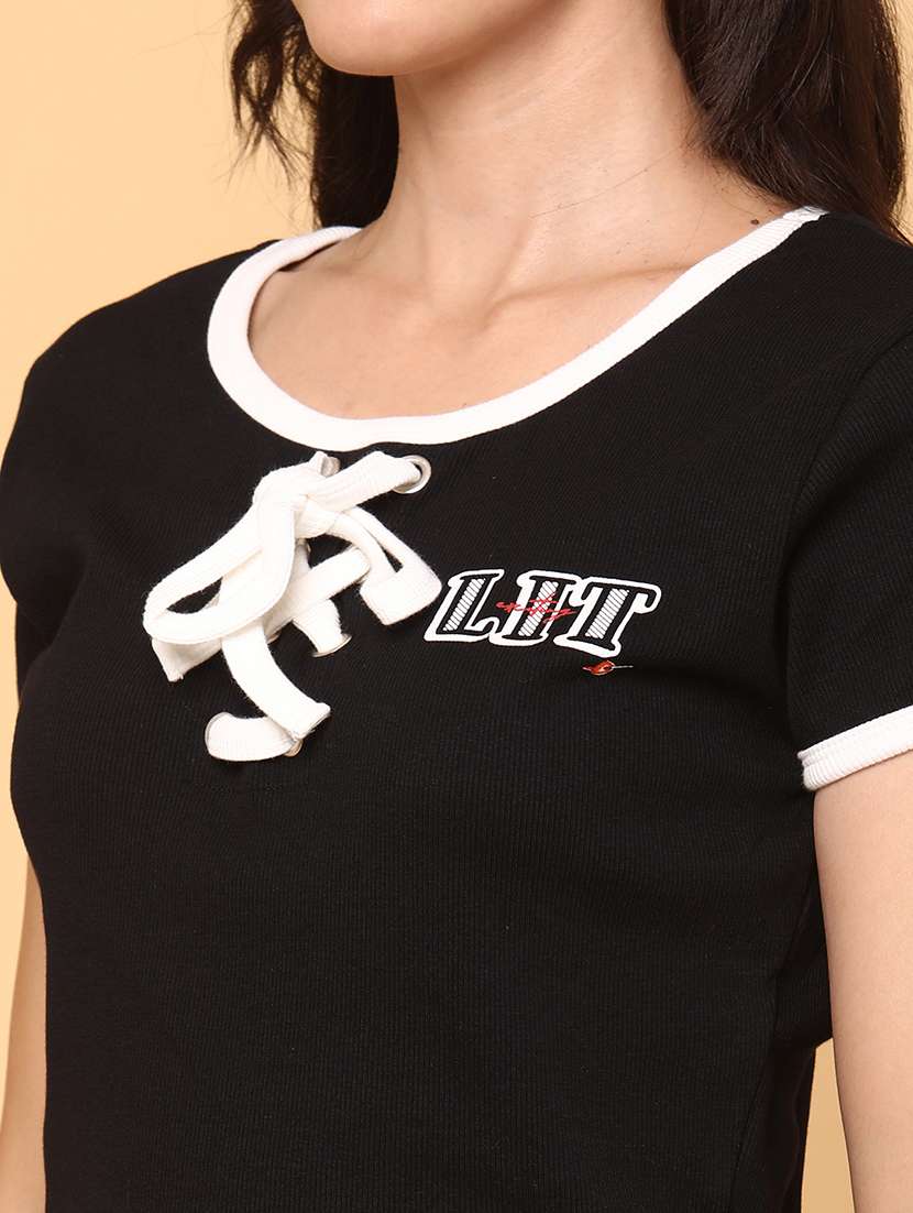 women printed short sleeve crop top - 22181736 -  Standard Image - 1