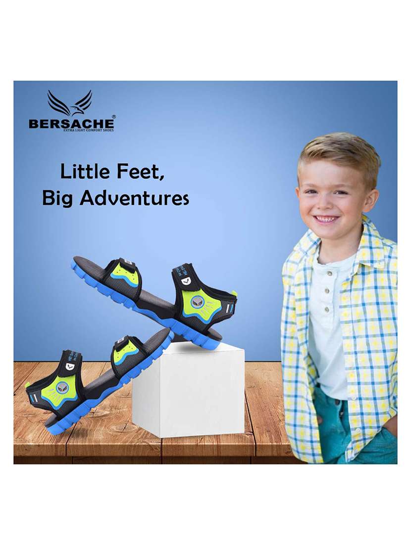 boys printed velcro closure floater - 22182108 -  Standard Image - 4